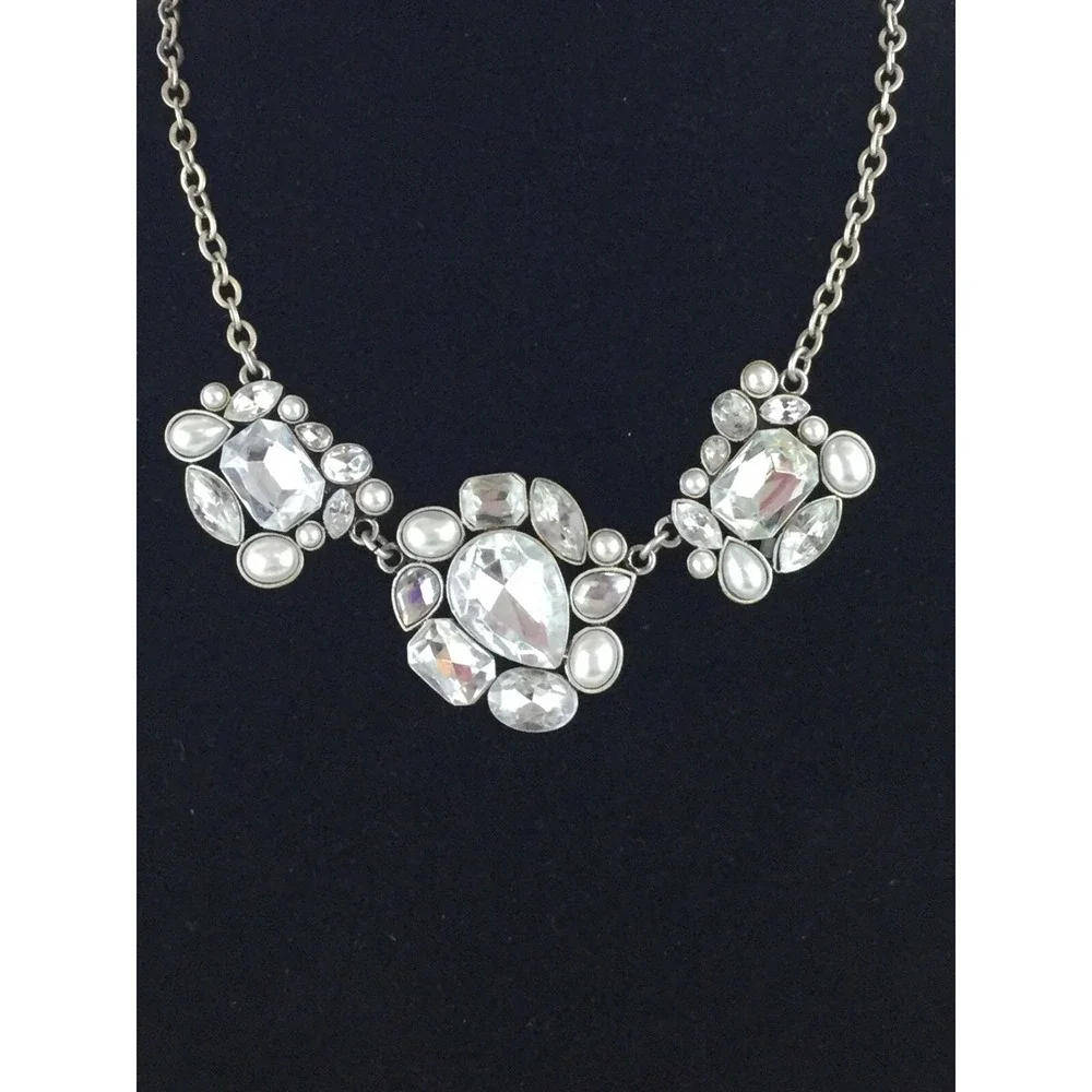 Aeo Fashion Jewelry Necklace Large Rhinestones Silver Toned‎ Large Clunky